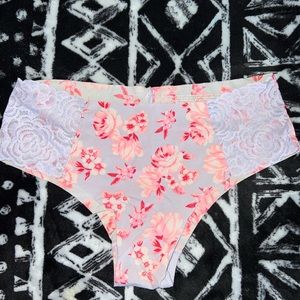 PINK Victoria’s Secret Cheekster Panties (Medium)